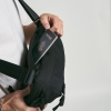102078_Moment-Everything-Sling-4L-Black_10